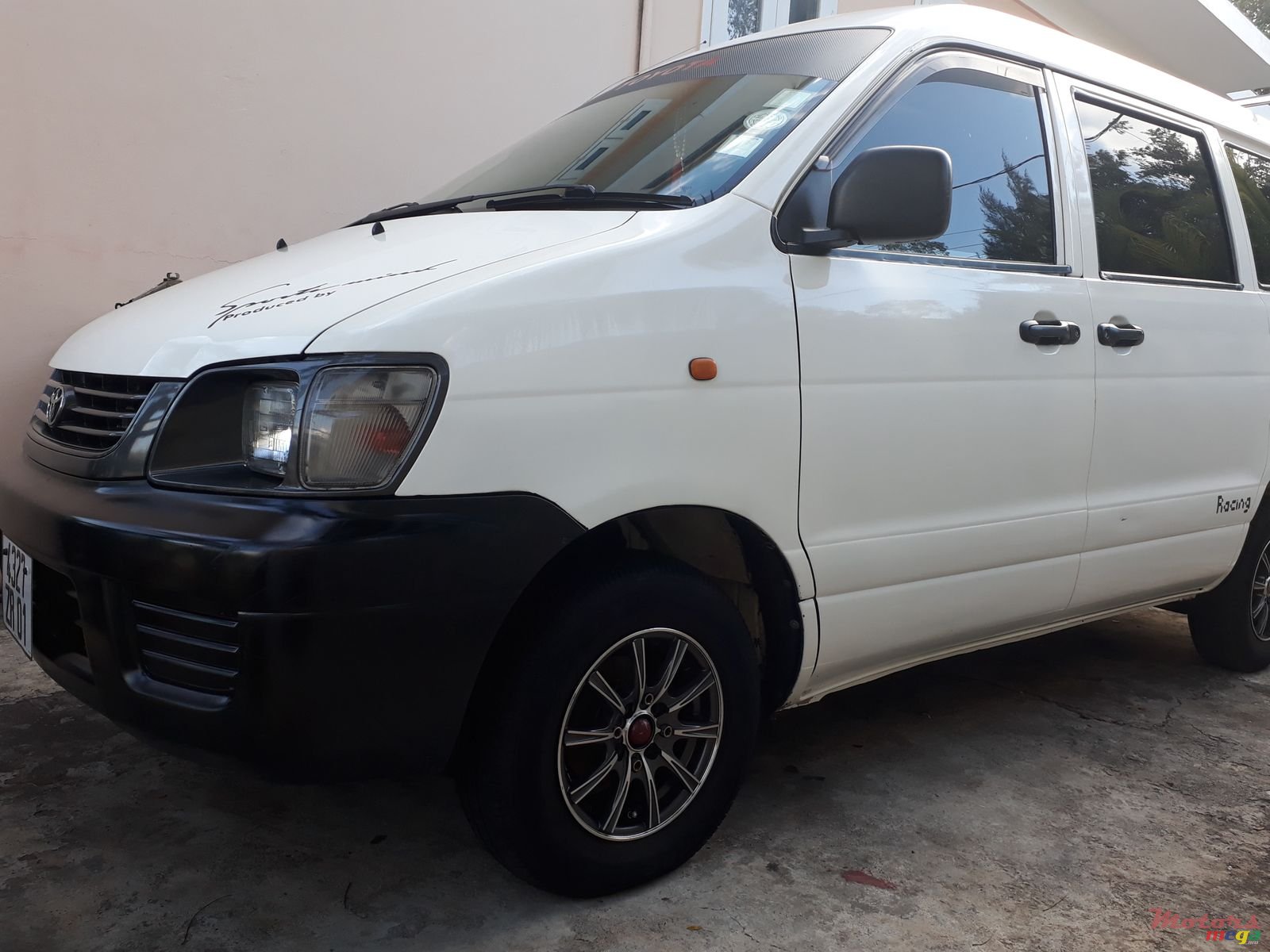 2001' Toyota Town Ace photo #3