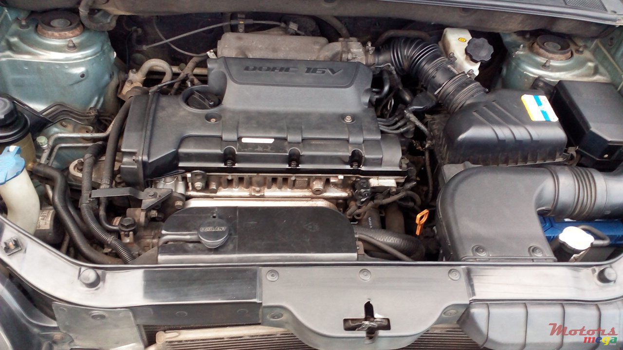 2008' Hyundai Tucson photo #3