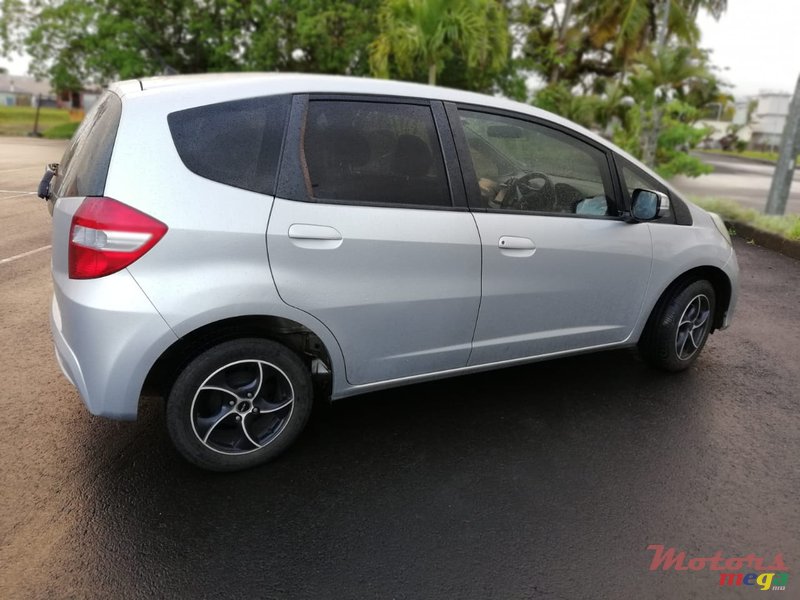 2011' Honda Fit photo #2