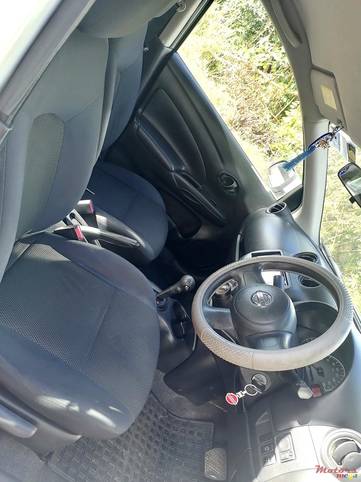 2013' Nissan photo #4