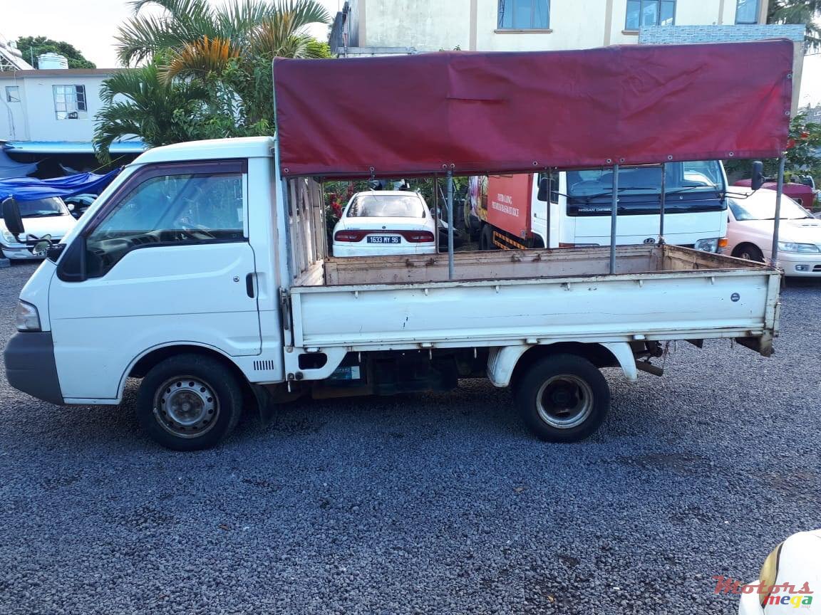 2002' Nissan Vanette photo #3