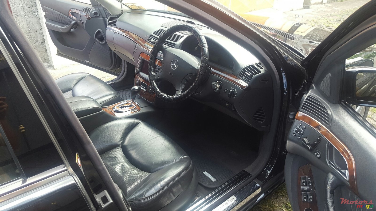 2003' Mercedes-Benz S 320 photo #5