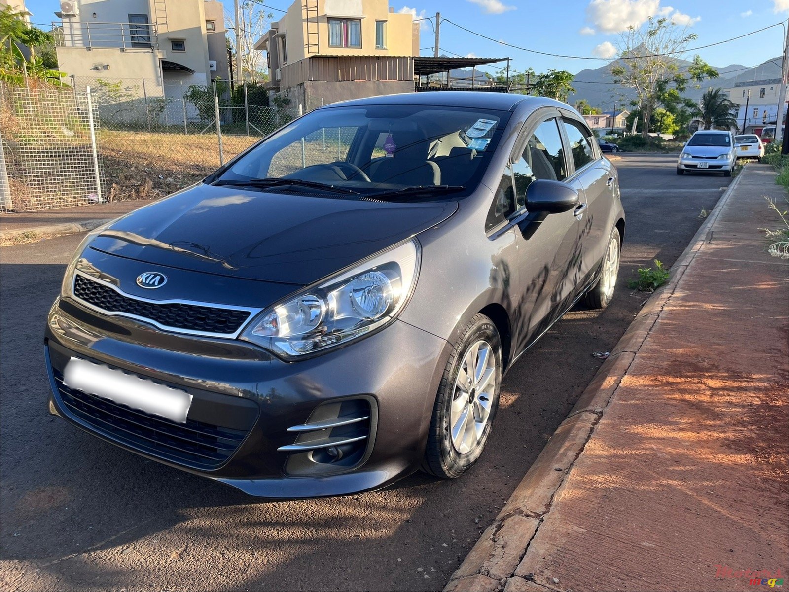 2015' Kia Rio photo #4