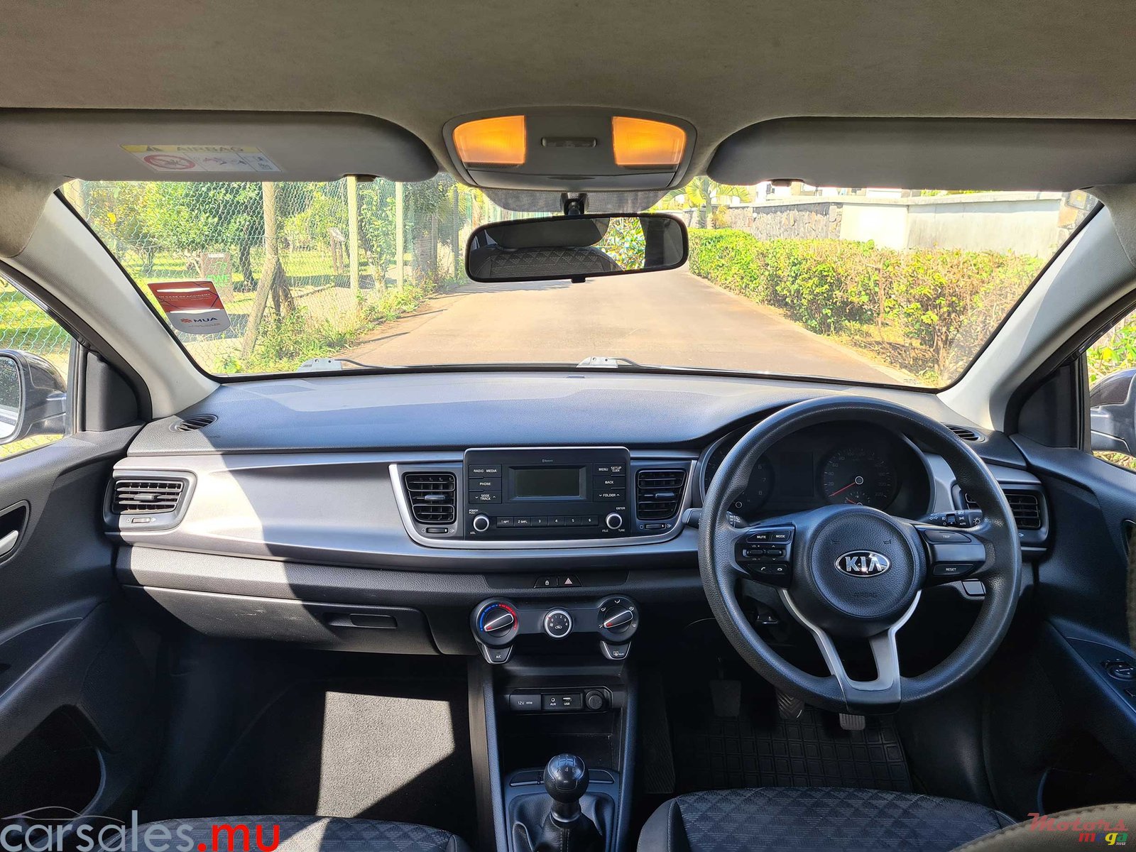 2017' Kia Rio 1.2 Hatchback photo #6