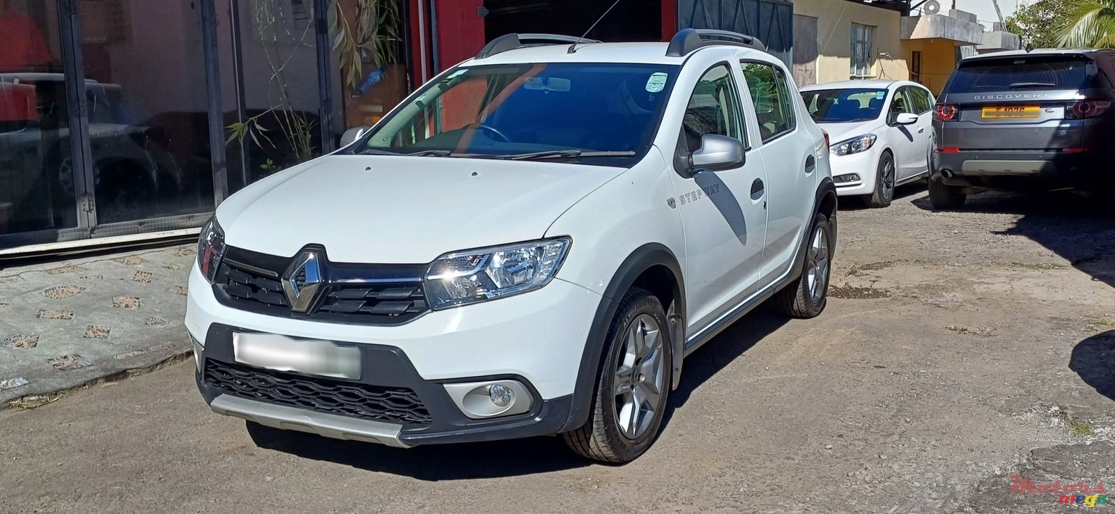 2019' Renault Sandero StepWay photo #2