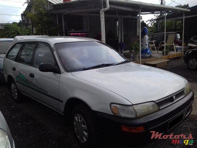 1997' Toyota Corolla photo #4