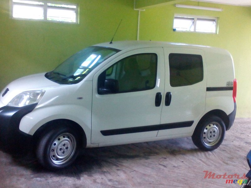 2014' Peugeot Bipper photo #2