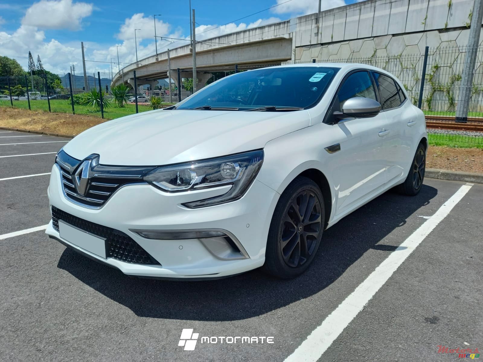 2017' Renault Megane GT LINE photo #2