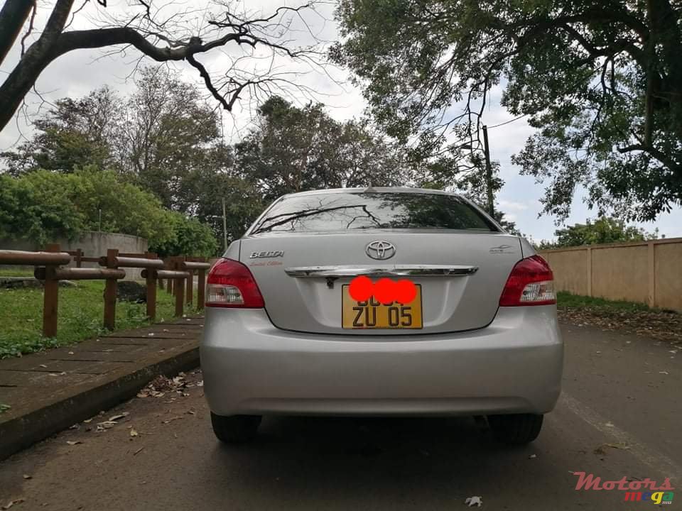 2005' Toyota photo #6