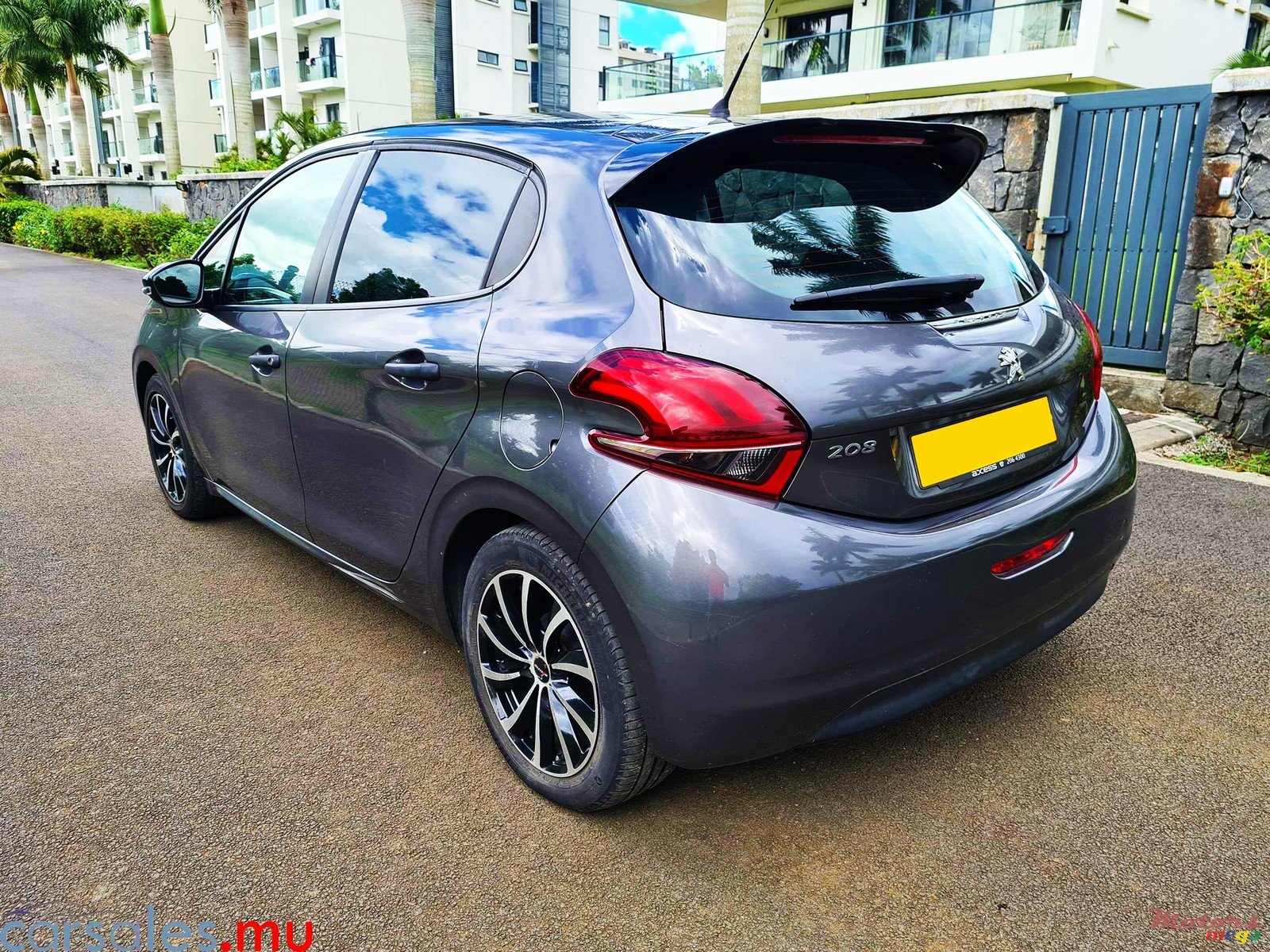 2018' Peugeot 208 1.2 photo #4