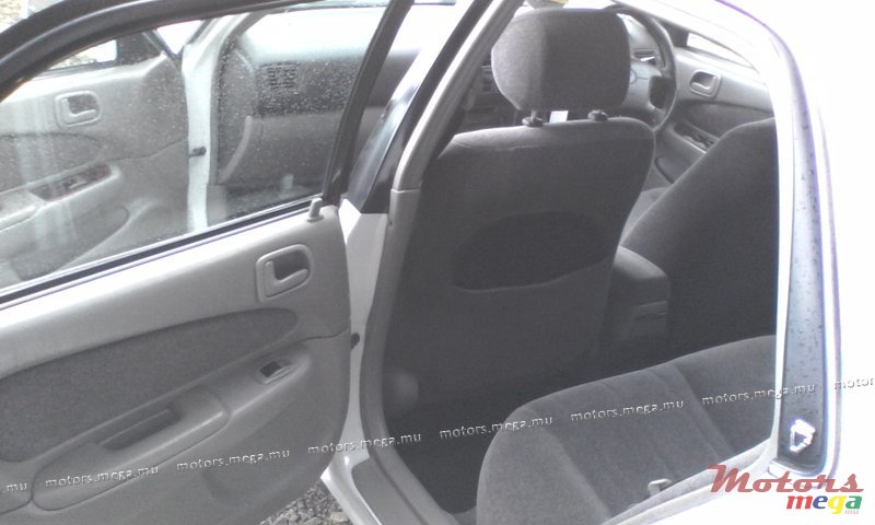 1998' Toyota photo #2