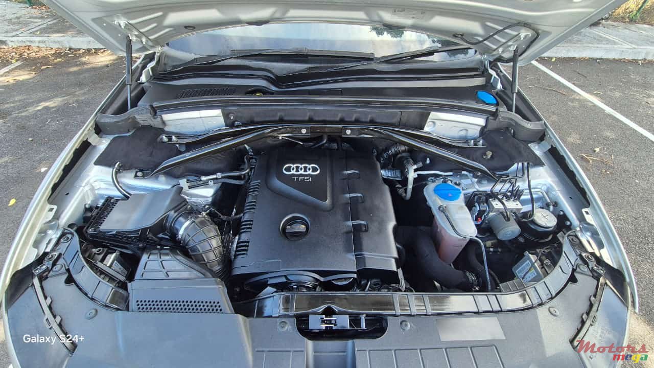 2011' Audi Q5 Quattro photo #5