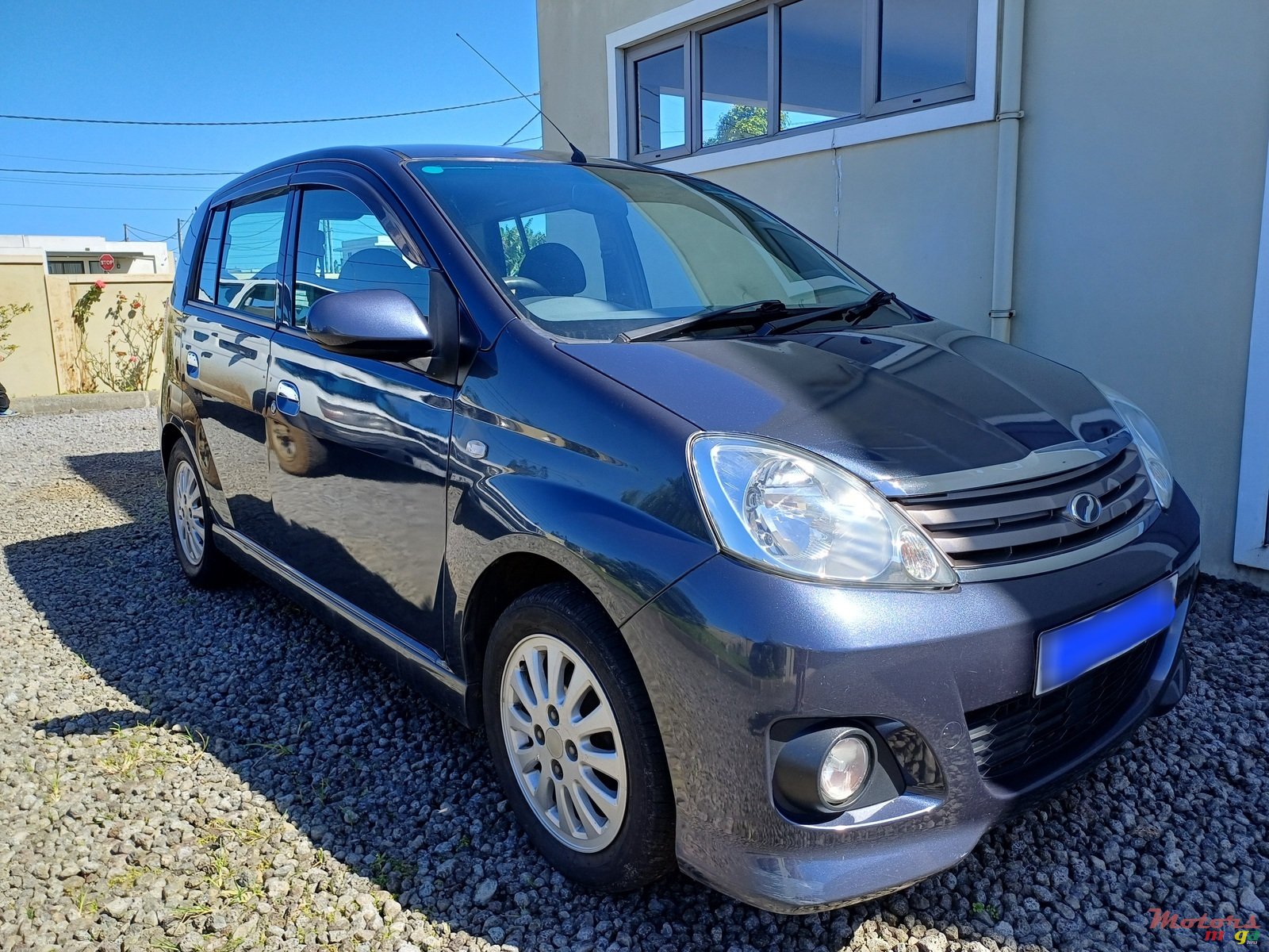 2014' Perodua Viva elite photo #1