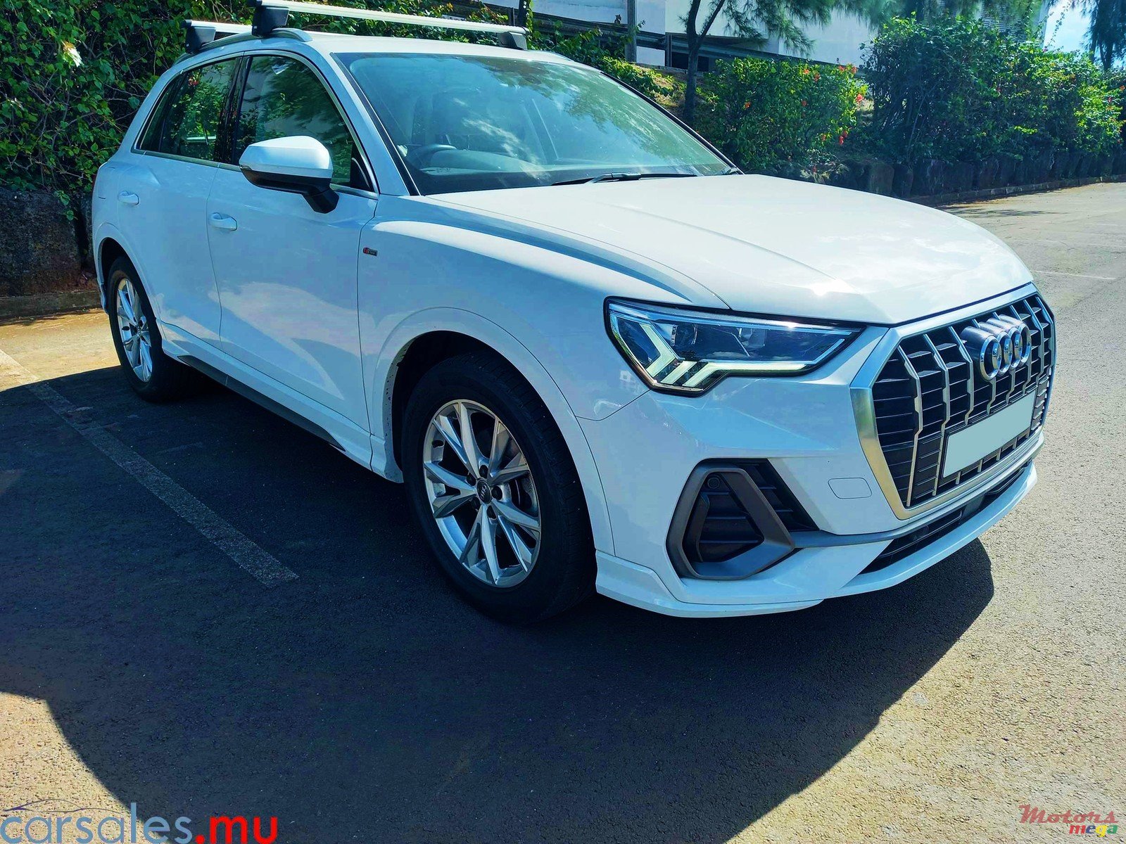 2021' Audi Q3 1.4 TFSI photo #2