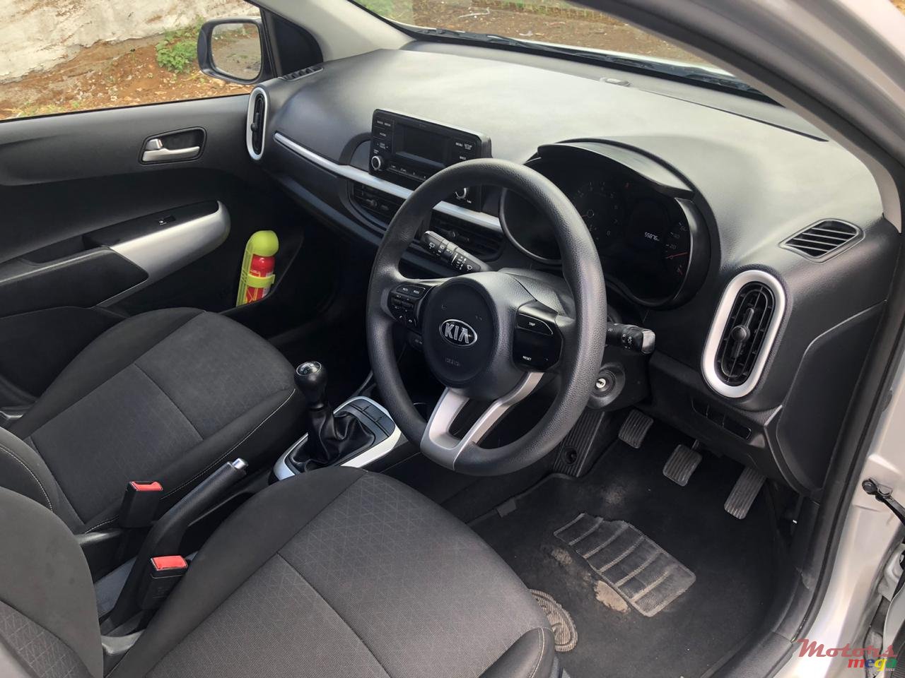 2017' Kia Picanto photo #5