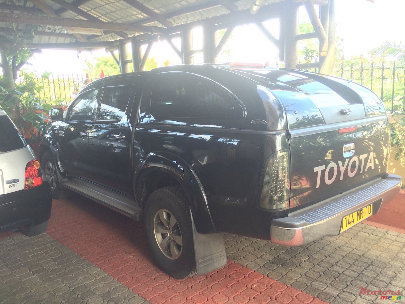 2010' Toyota Hilux photo #4