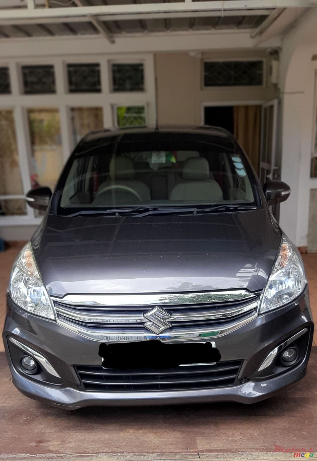 2016' Suzuki Ertiga photo #1