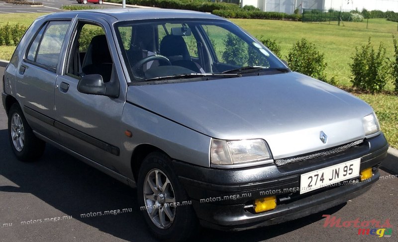 1995' Renault photo #1