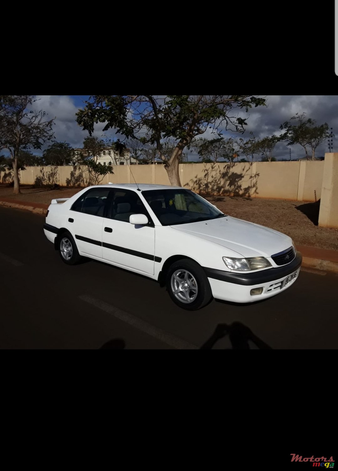 1999' Toyota Premio photo #3