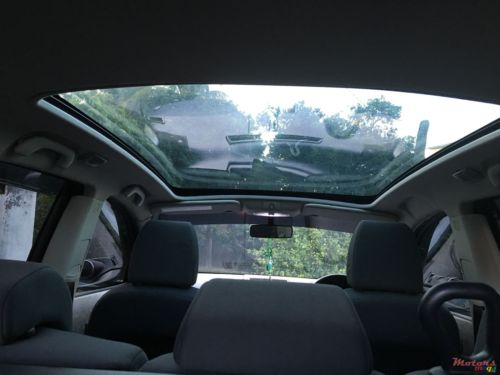 2011' Nissan Qashqai+2 photo #7