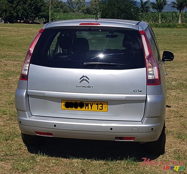2013' Citroen C3 Picasso 7 seater automatic photo #2