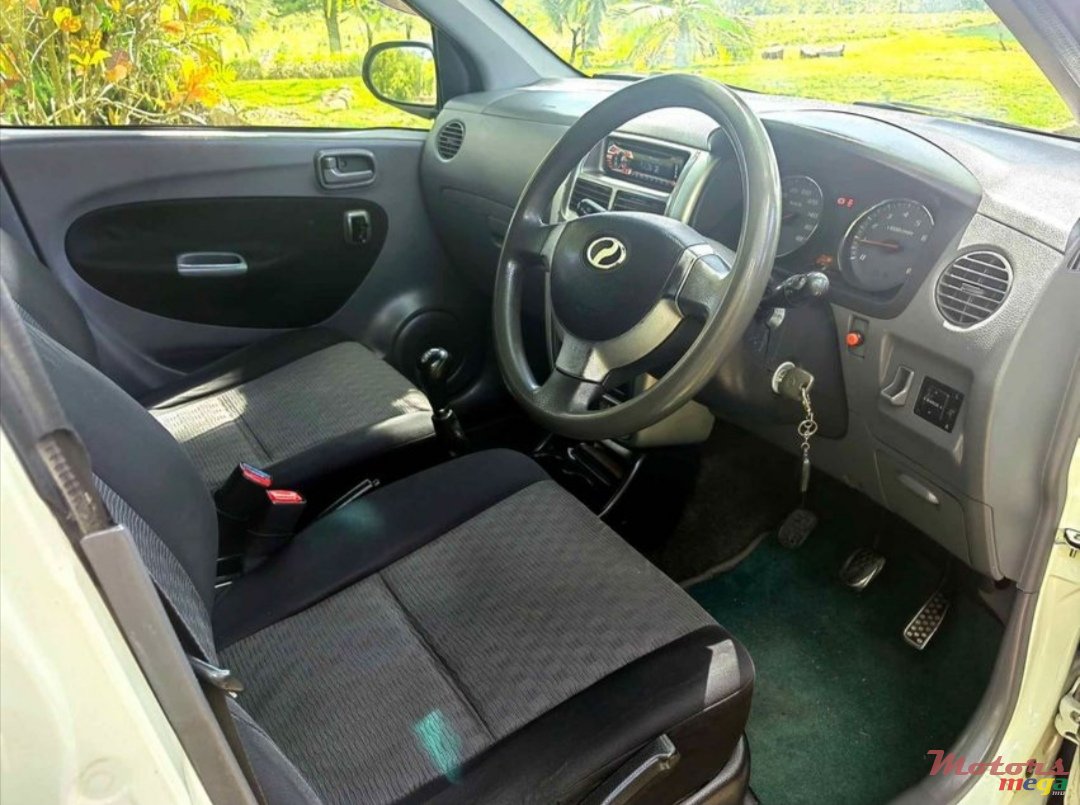 2013' Perodua Viva Elite photo #4