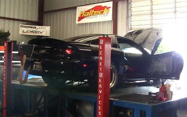 200-Mph Camaro Dyno Run is a Blow Out