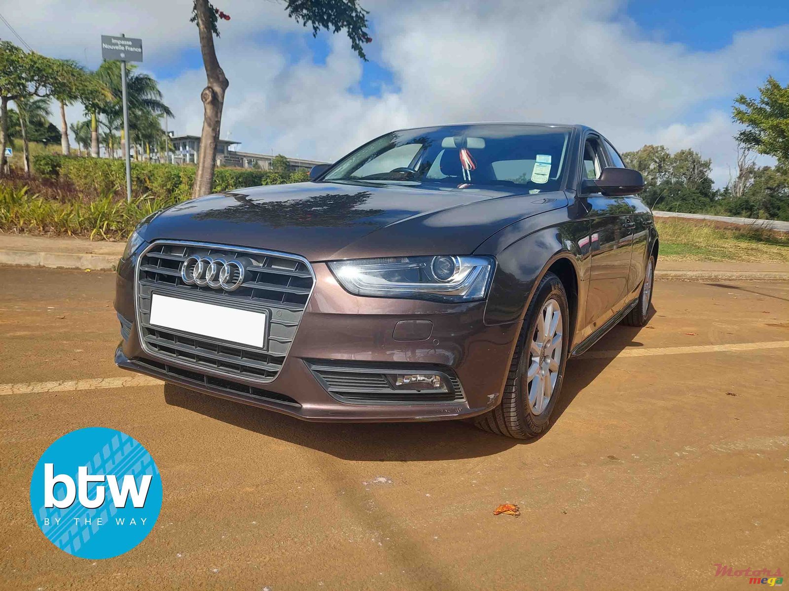 2014' Audi A4 photo #2