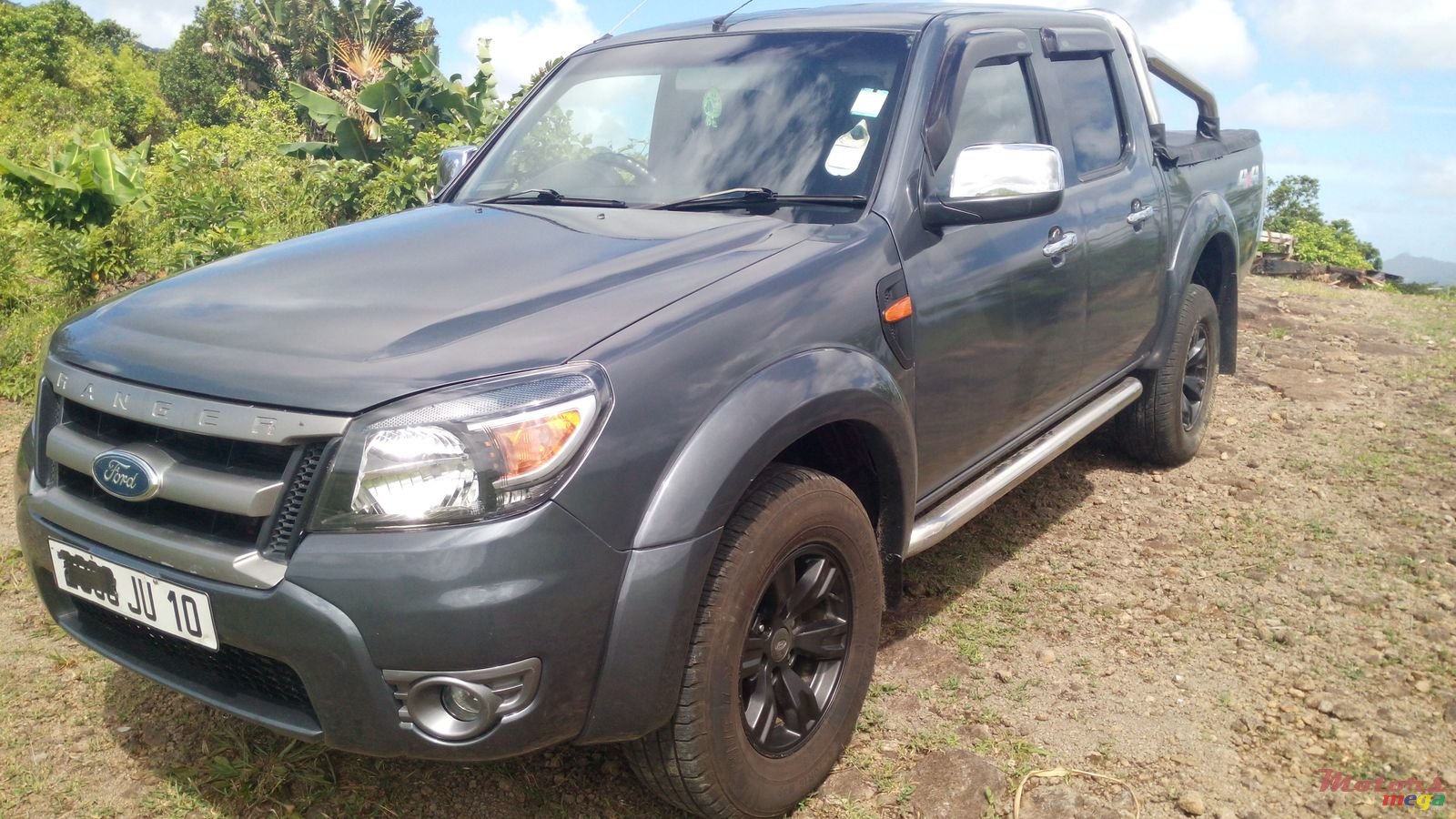 2010' Ford Ranger 4 x 4 XLT photo #1