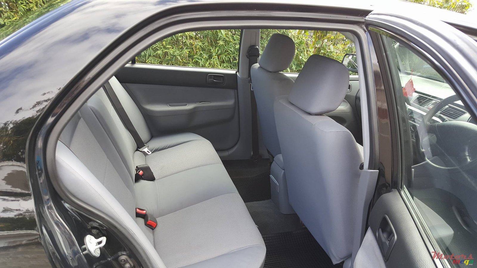 2009' Mitsubishi Lancer photo #5