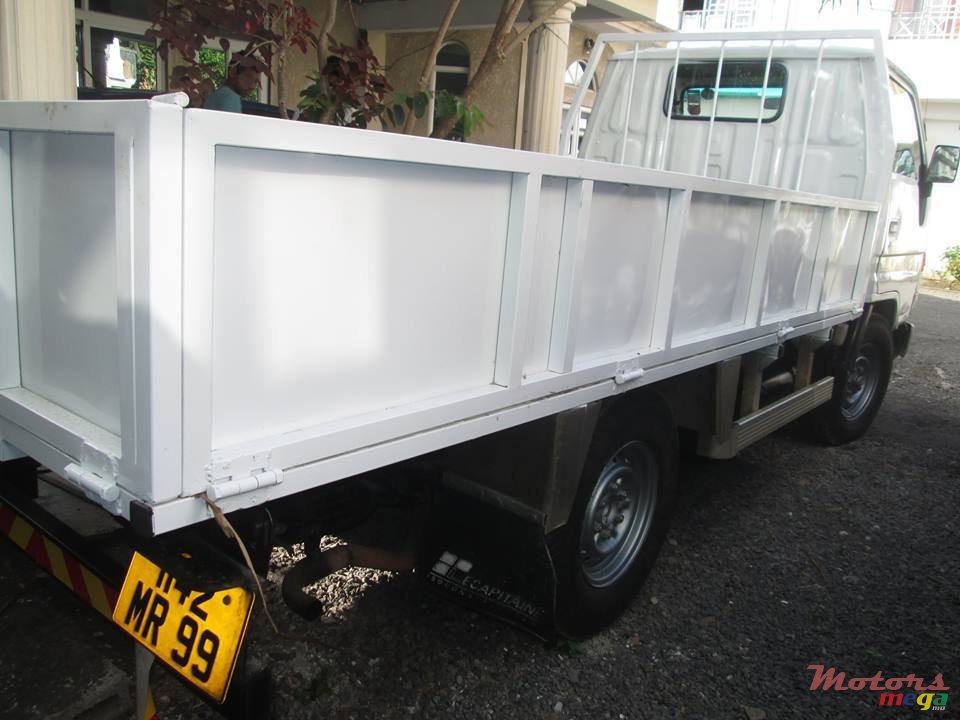 1999' Toyota Dyna photo #4