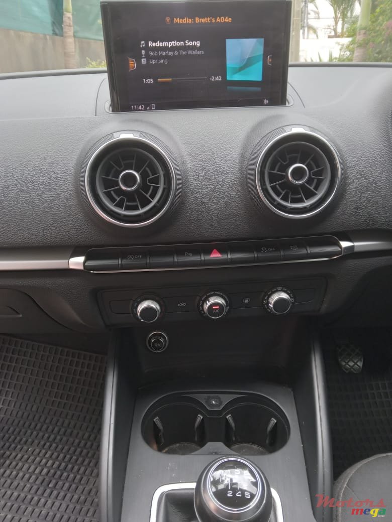 2018' Audi A3 photo #6