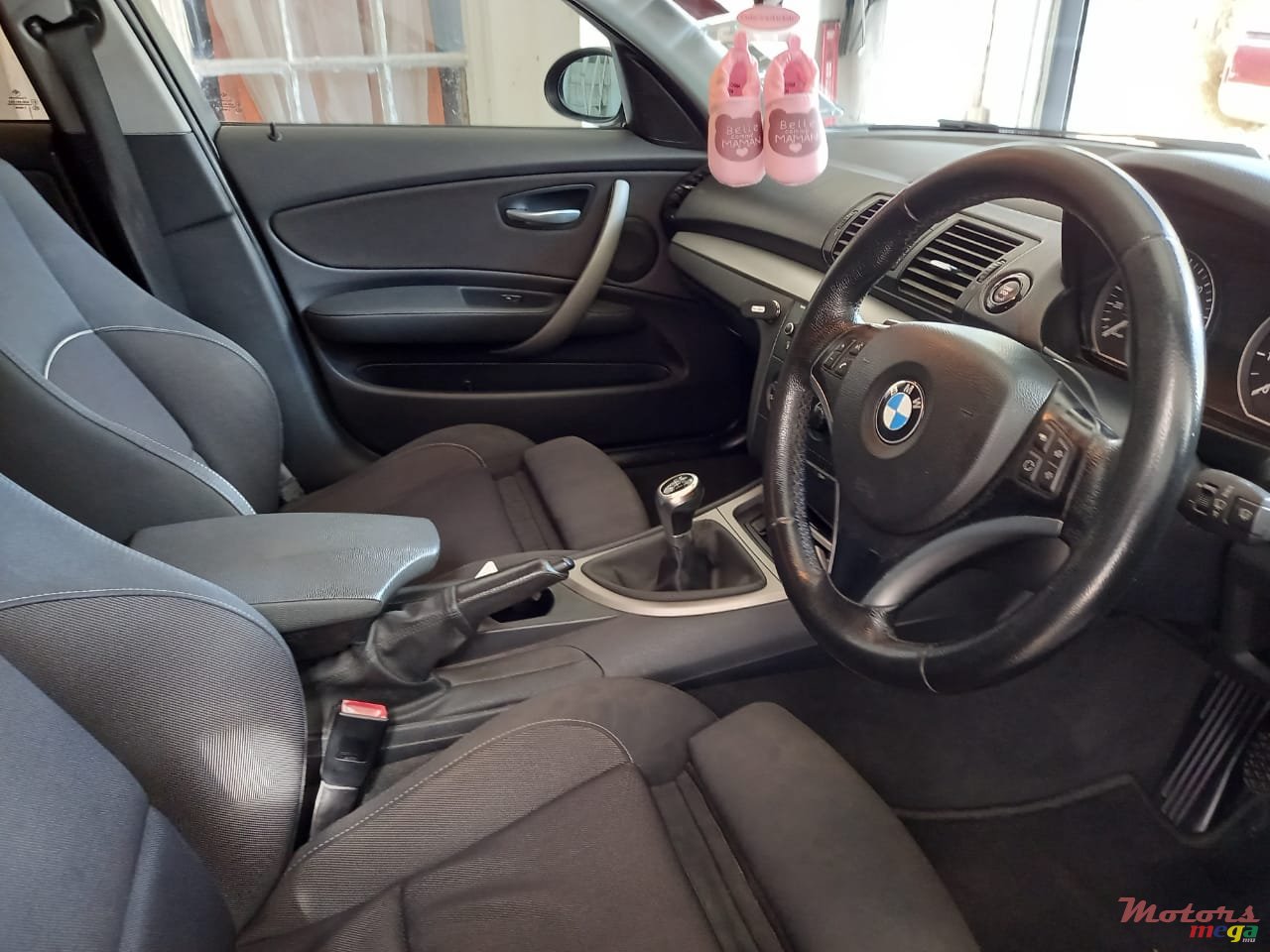 2008' BMW 1 Series photo #4