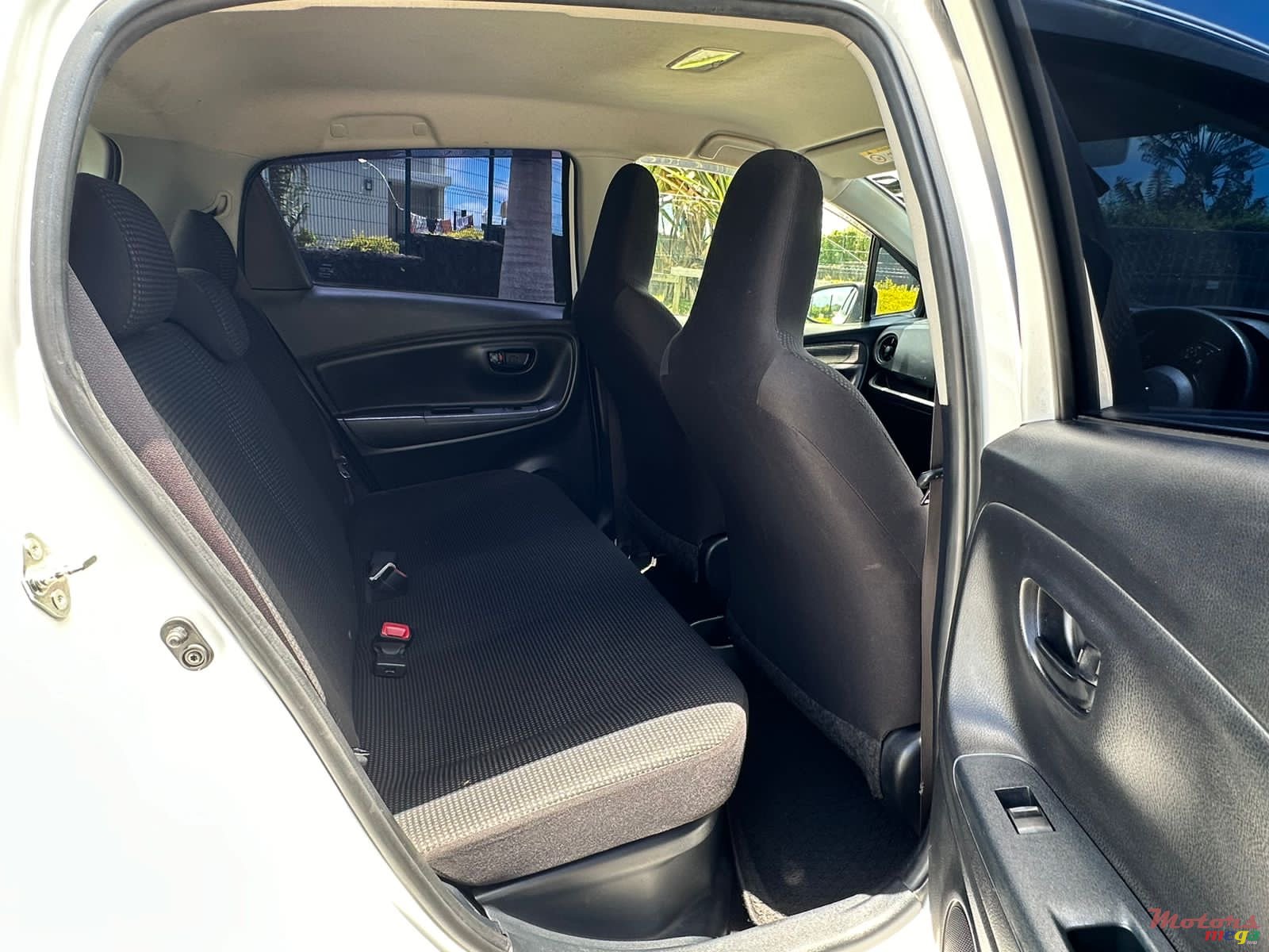 2019' Toyota Vitz 1.5 Hybrid photo #7