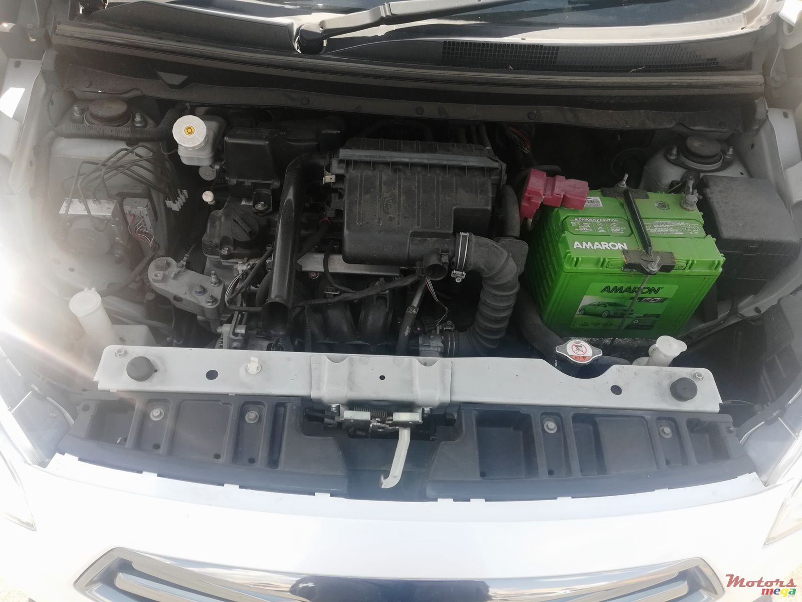 2016' Mitsubishi Mirage photo #3