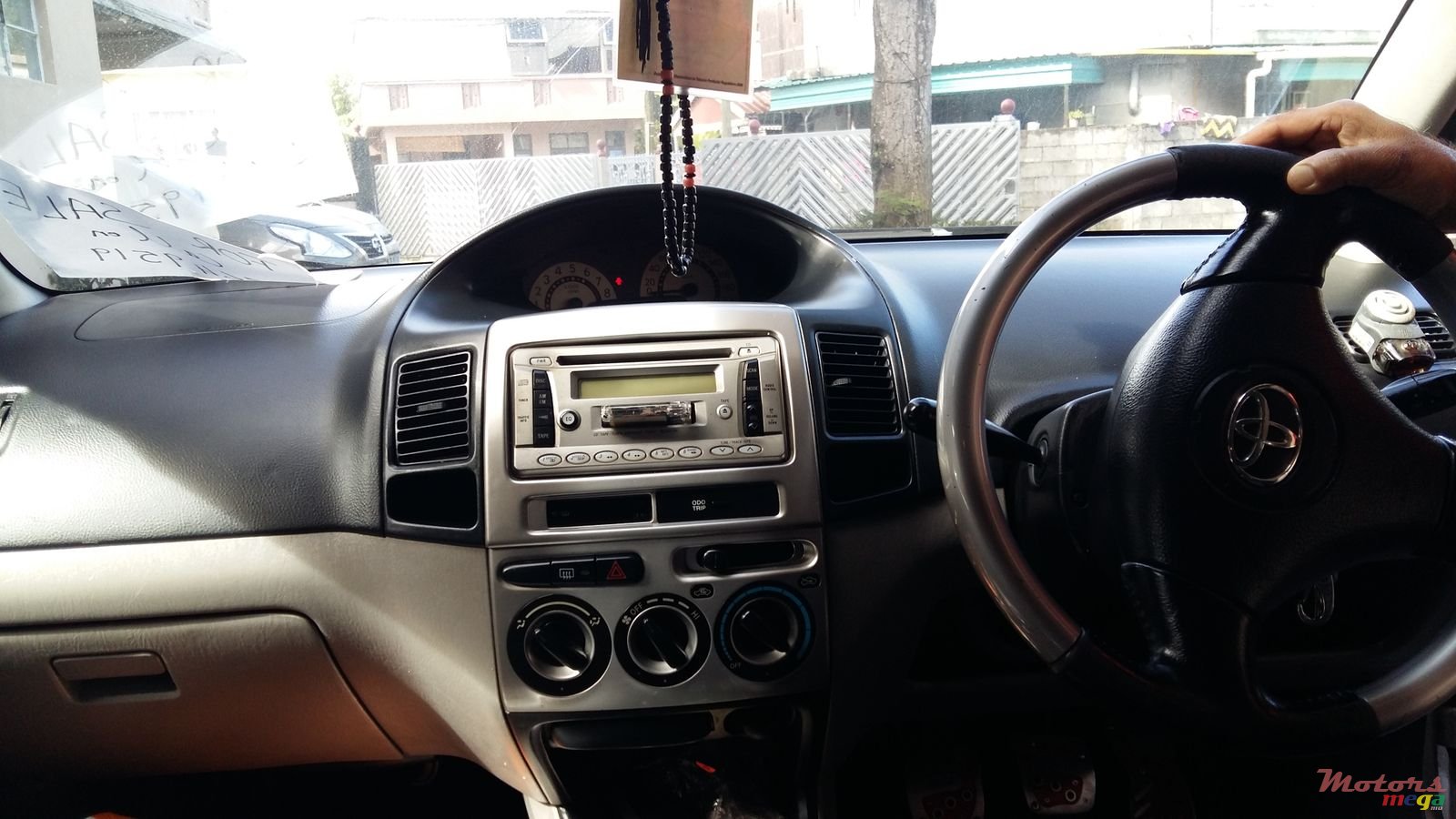 2004' Toyota (Vios) photo #3