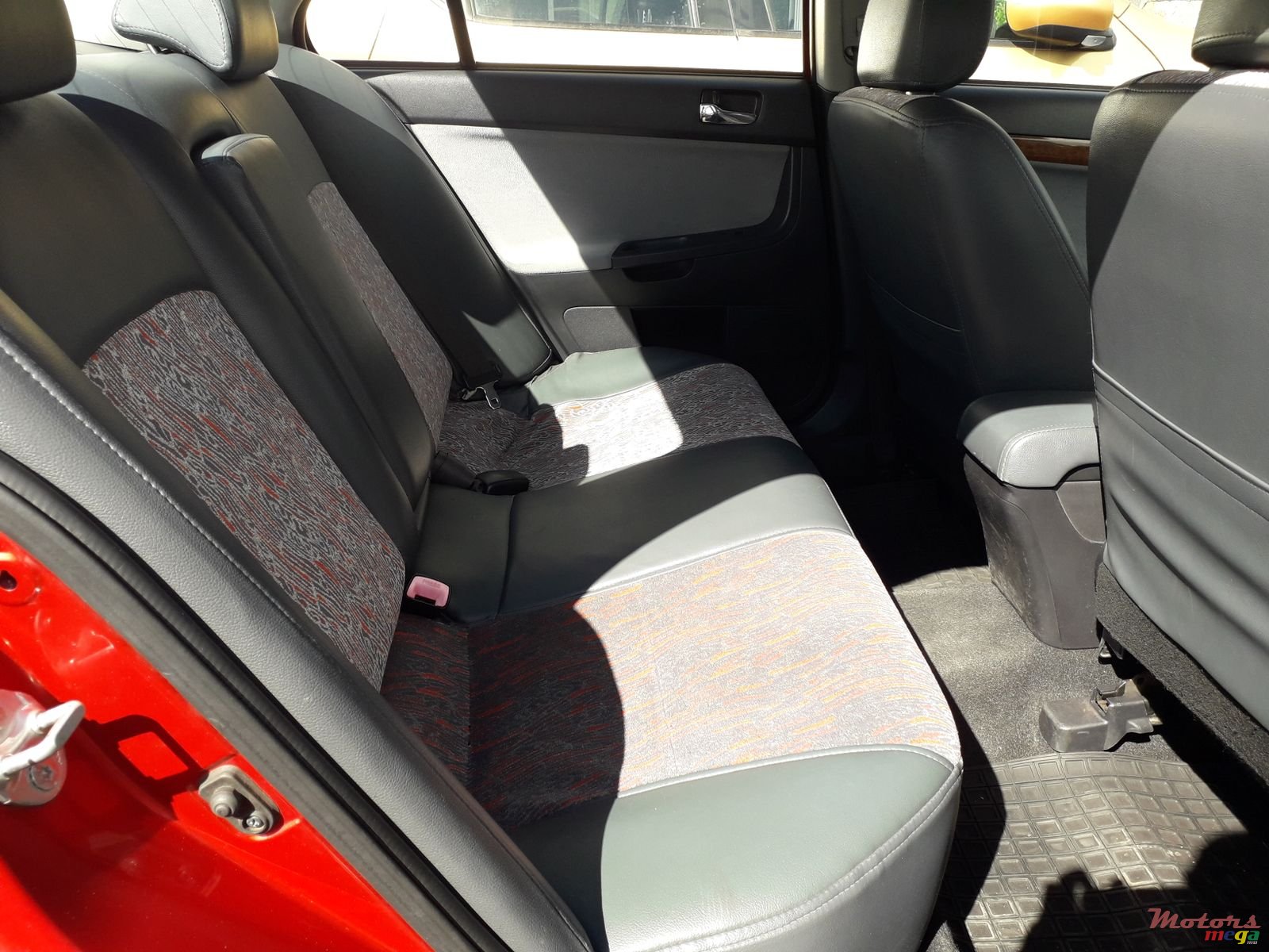 2009' Mitsubishi Lancer EX automatic photo #4