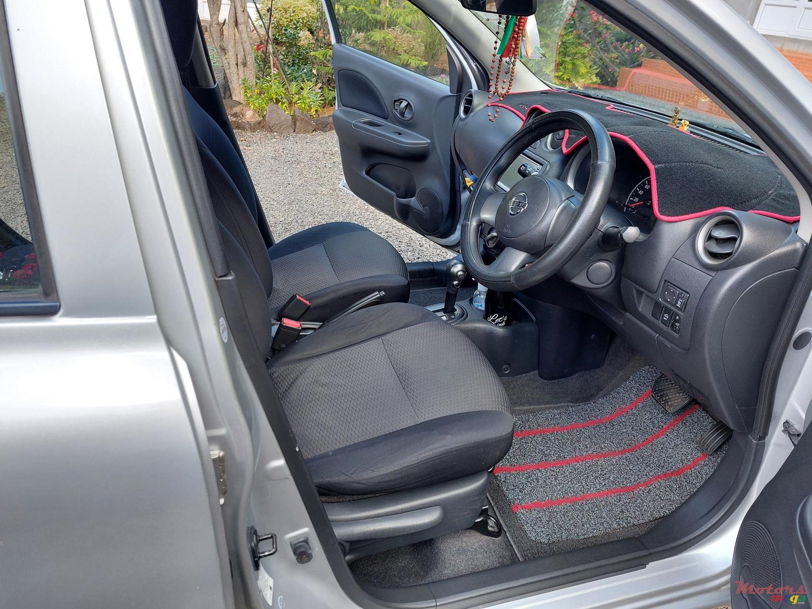 2012' Nissan March photo #4