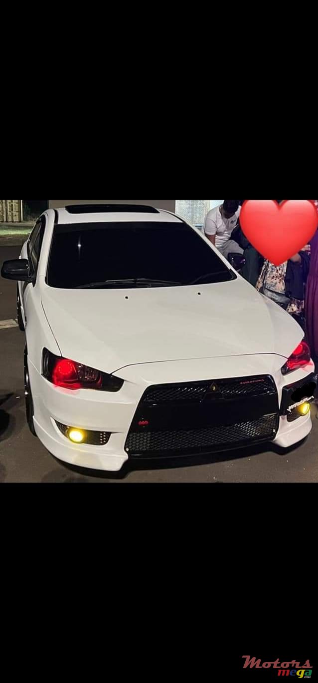 2013' Mitsubishi Lancer photo #5