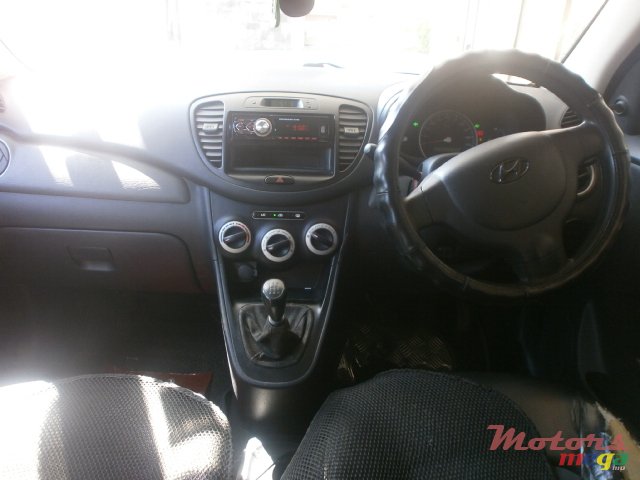 2009' Hyundai i10 photo #5