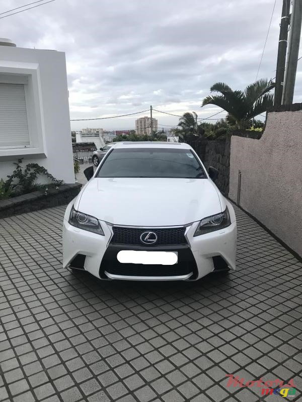 2012' Lexus GS 450h photo #7