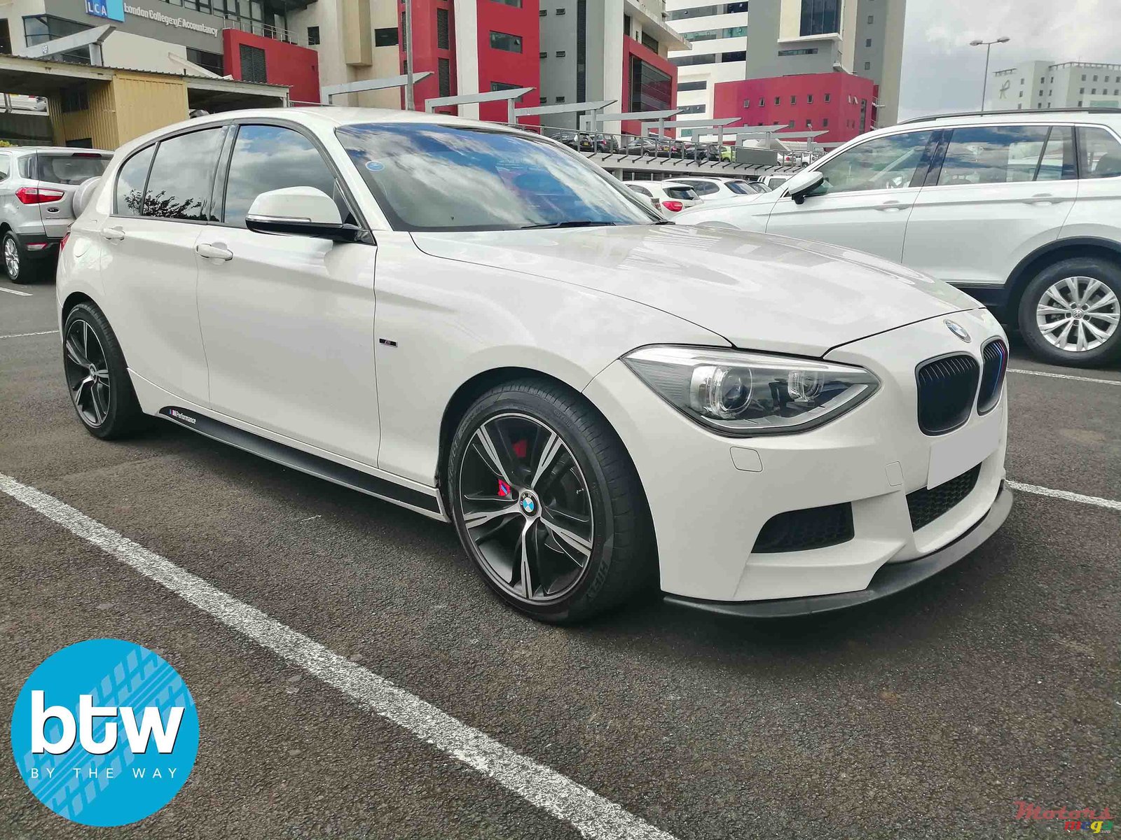 2012' BMW 116 i A photo #1