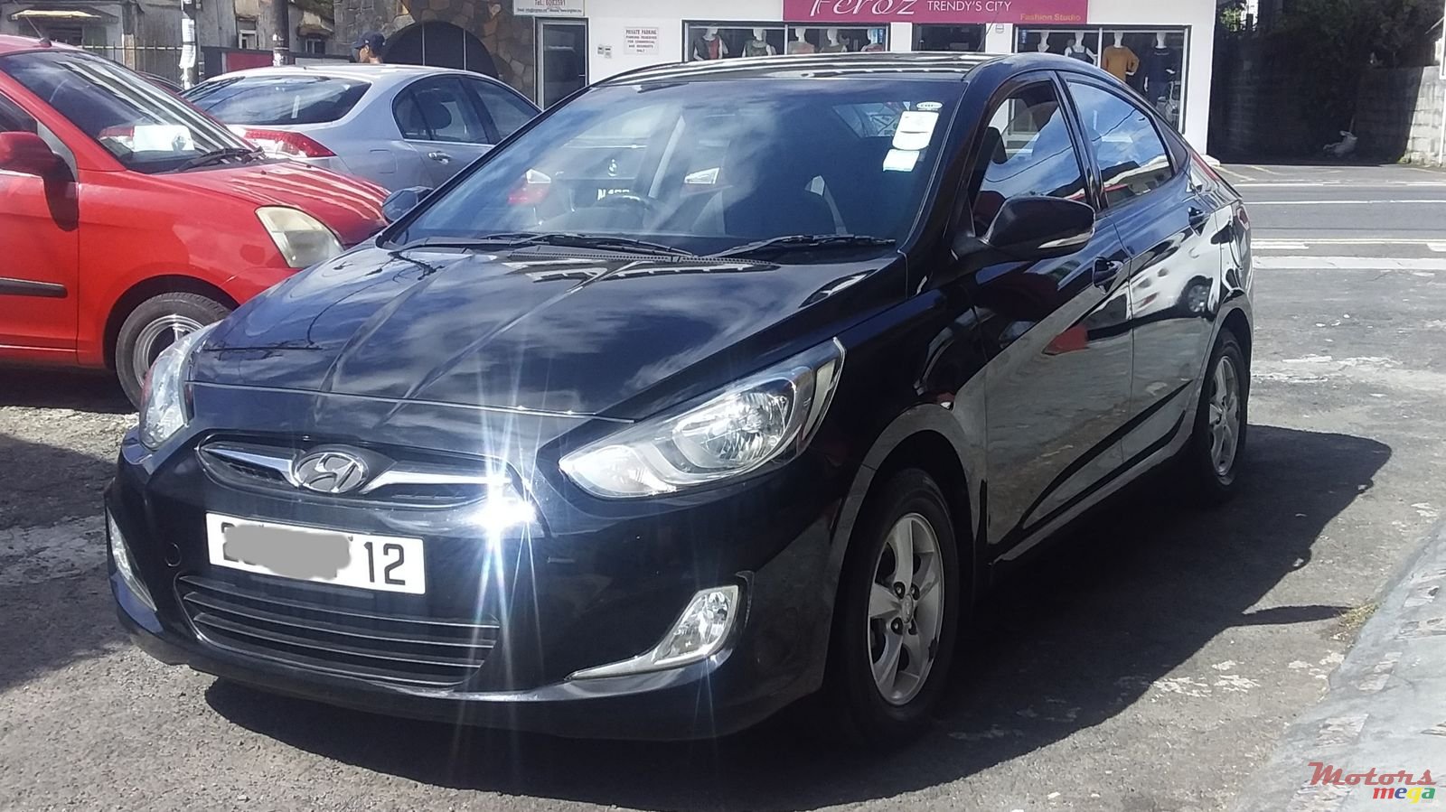 2012' Hyundai Accent Blue photo #1