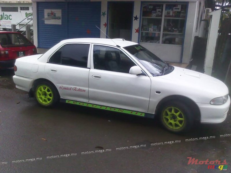 1995' Mitsubishi photo #4