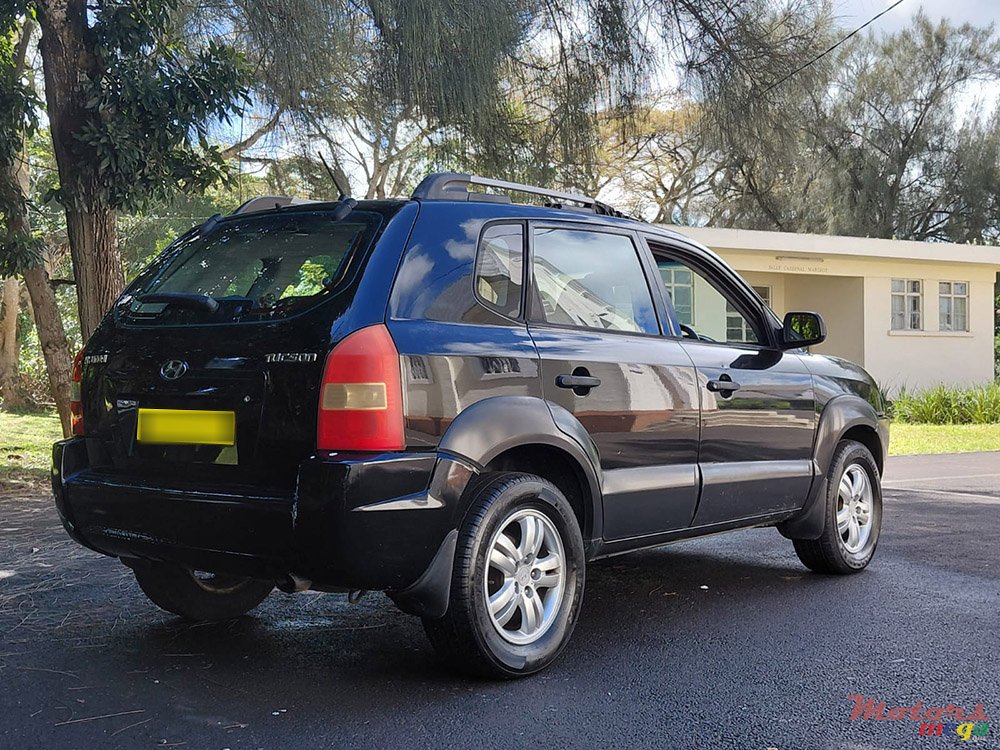 2007' Hyundai Tucson photo #3