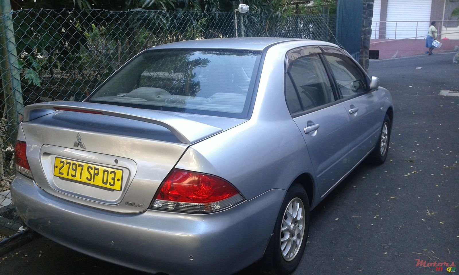 2003' Mitsubishi Lancer photo #1