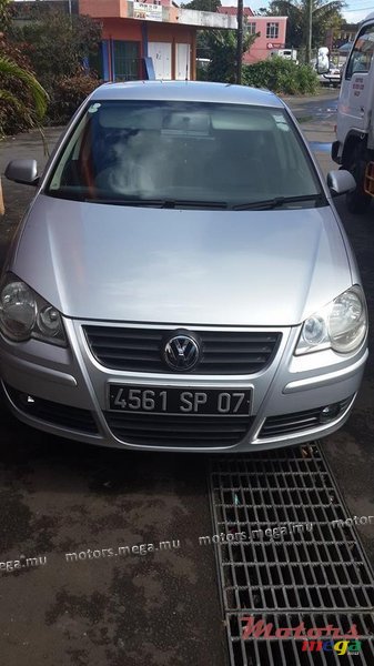 2007' Volkswagen Polo None photo #1