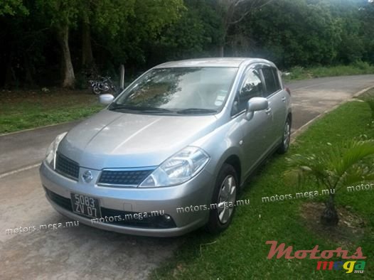 2007' Nissan photo #1