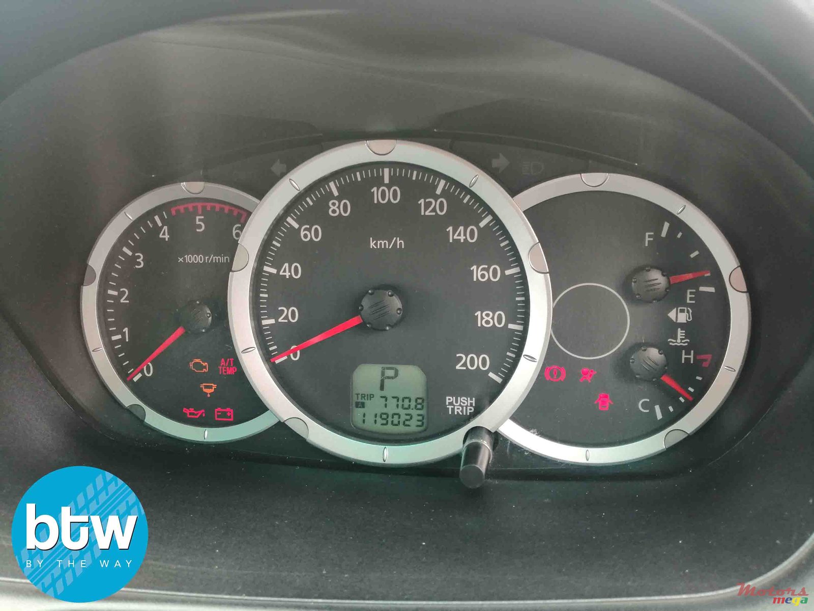 2011' Mitsubishi L 200 Sportero 4X4 photo #7