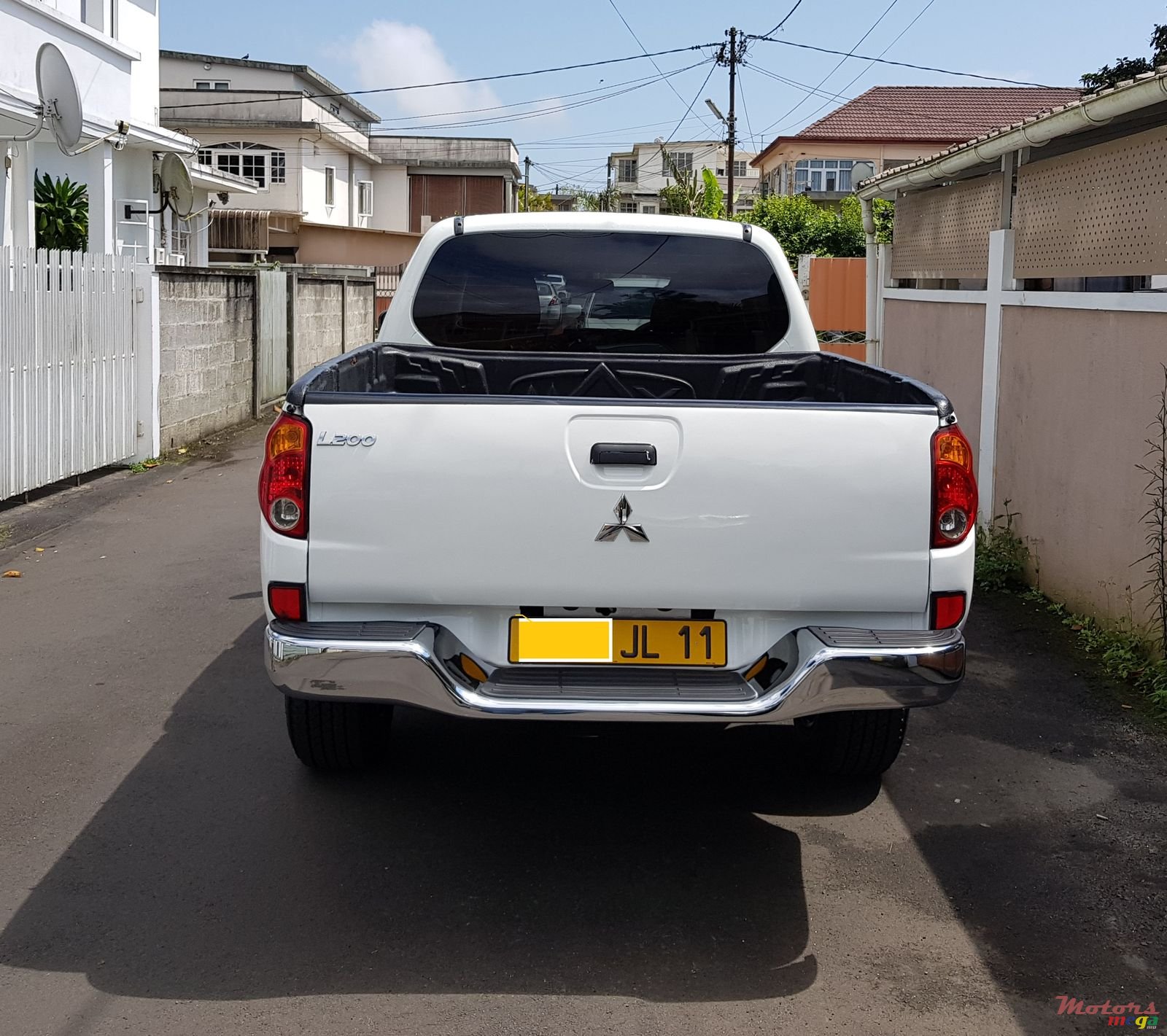 2011' Mitsubishi Sportero 4x4 photo #3
